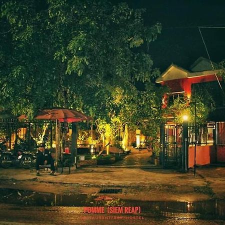 Pomme Brewhouse Hostel Siem Reap Exterior photo